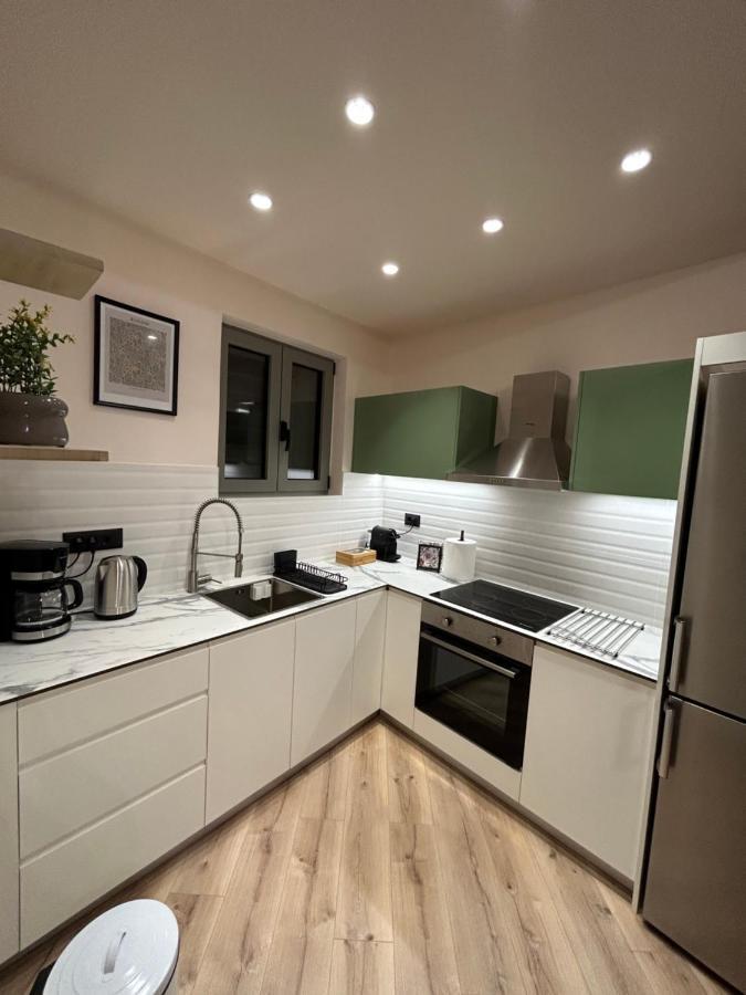 Lemon House *